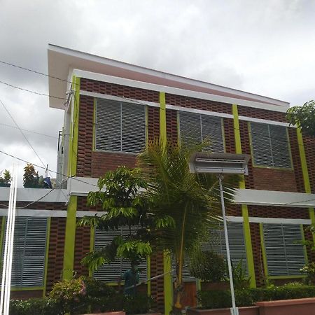 Omah Kenari Malioboro Hotel Yogyakarta Exterior foto